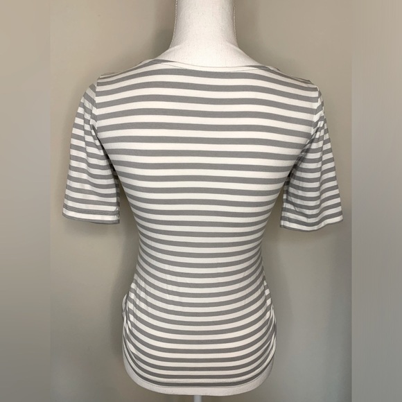 Guess Crop Top Shirt High Low Women’s Gray White Striped Cotton Blend Medium - Picture 2 of 6